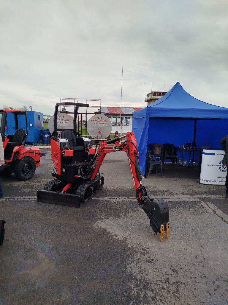 Выставка «СпецМашЭкспо»